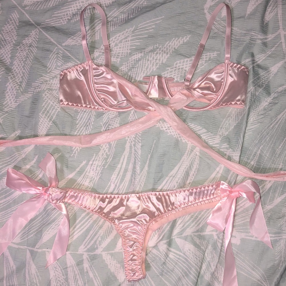 Pink Bra & Panty Lingerie Set